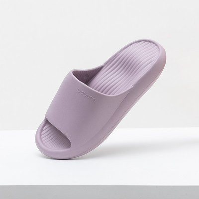 Sieviešu gumijas čības ar zemu zoli