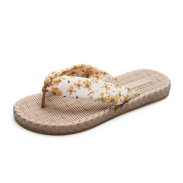 Papuci casual dama cu motive florale si talpa plata