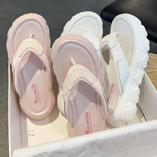 Papuci casual cu talpă înaltă și aspră