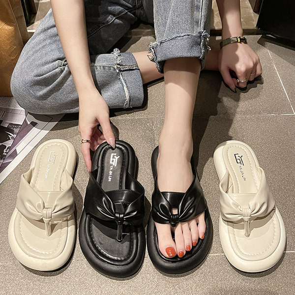 Papuci casual dama din piele intre degetele de la picioare