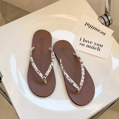 Papuci casual de damă între degetele de la picioare