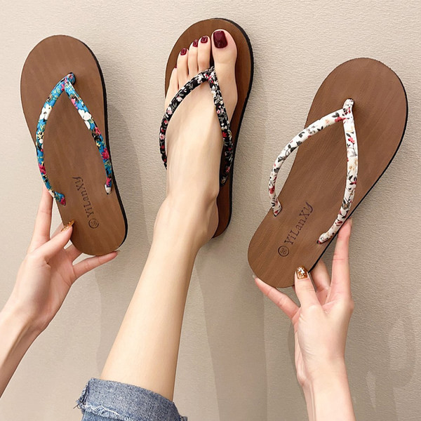 Papuci casual de damă între degetele de la picioare