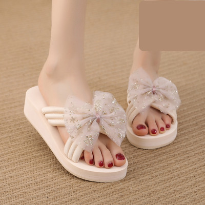 Papuci de damă cu dantelă și talpă plată