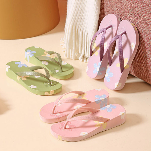 Papuci casual dama cu diverse aplicatii