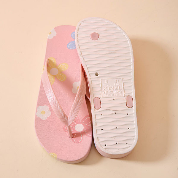 Papuci casual dama cu diverse aplicatii