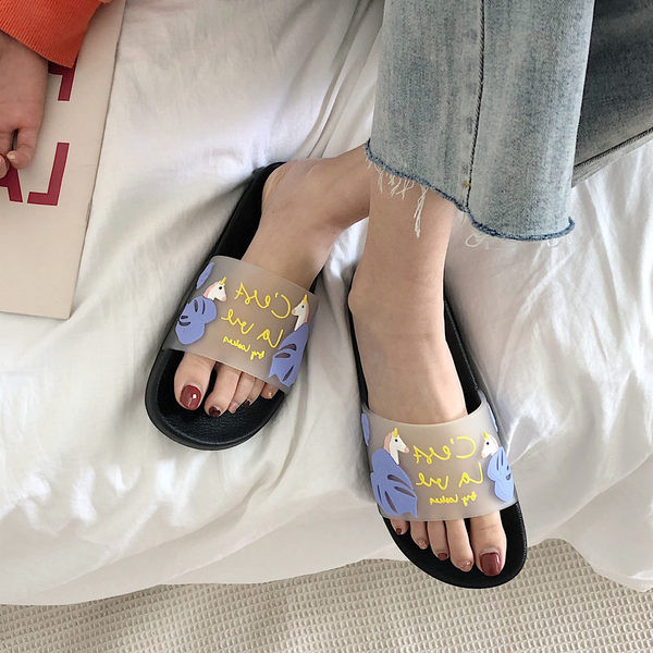 Jauns sieviešu, ikdienas čību modelis ar vienradžiem