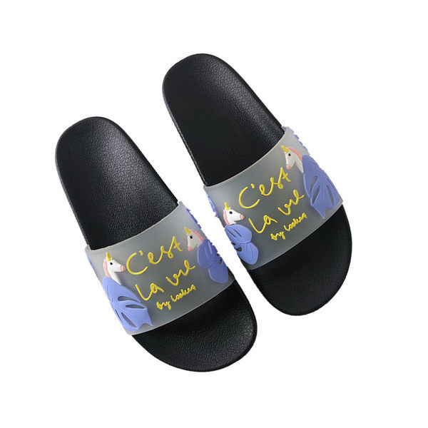 Jauns sieviešu, ikdienas čību modelis ar vienradžiem