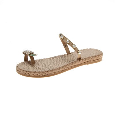 Sieviešu čības ar pērlēm un metāla ananāsu apdari