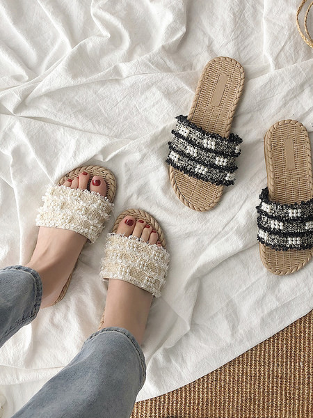 Jauns sieviešu čību modelis ar pērlēm divās krāsās