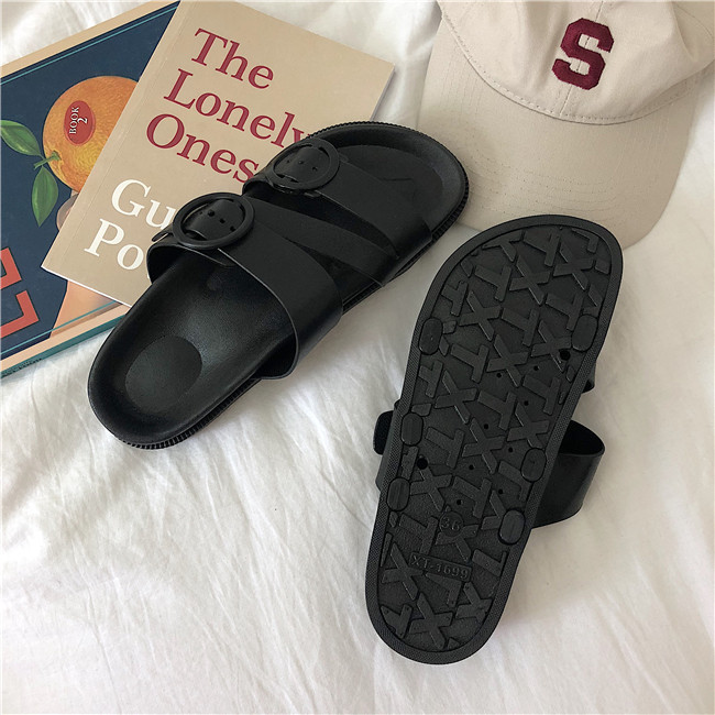 Melnas sieviešu čības no eko ādas apaļas sprādzes