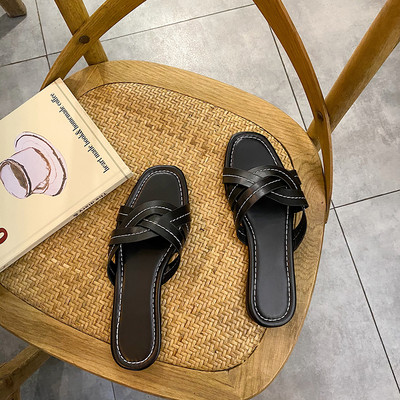 Model nou de papuci de dama din piele in trei culori cu bretele