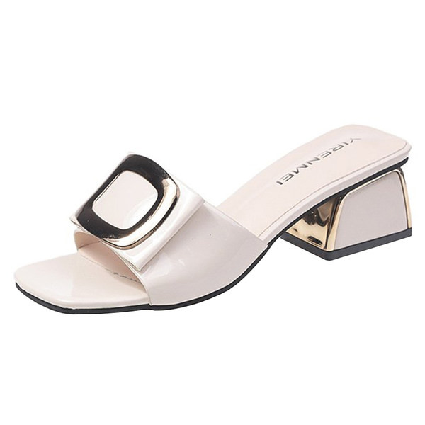 Sieviešu lakādas čības ar sprādzi un papēdi