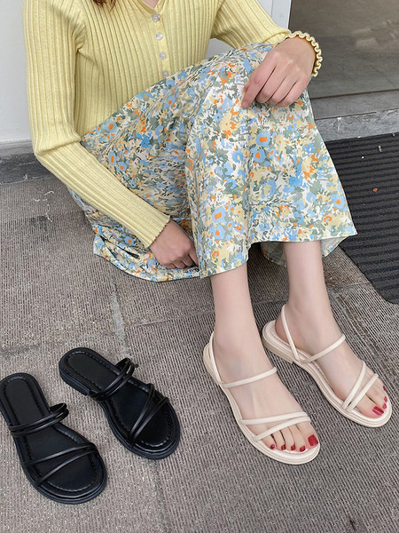 Model nou de papuci de dama cu bretele din piele in doua culori