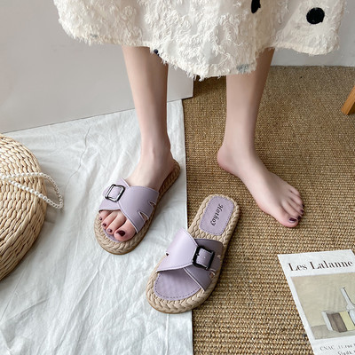 Sieviešu čības ar metāla sprādzi no eko ādas