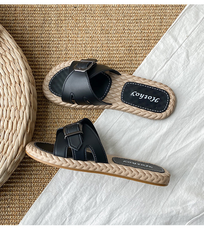 Sieviešu čības ar metāla sprādzi no eko ādas