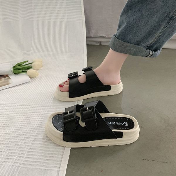 Ikdienas sieviešu čības ar plakanām zolēm un sprādzēm trīs krāsās