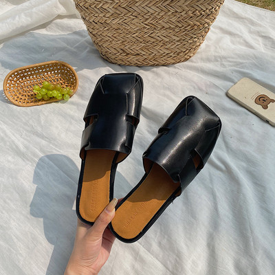 Γυναικείες έκο δερμάτινες παντόφλες με επίπεδη σόλα - τέσσερα χρώματα