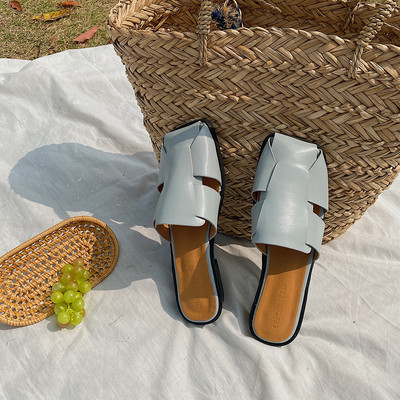 Γυναικείες έκο δερμάτινες παντόφλες με επίπεδη σόλα - τέσσερα χρώματα