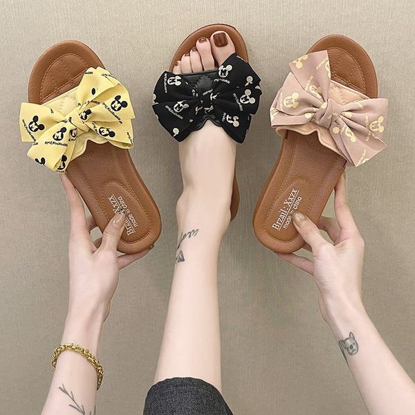 Jauna modeļa vasaras čības ar plakanu zoli un lenti