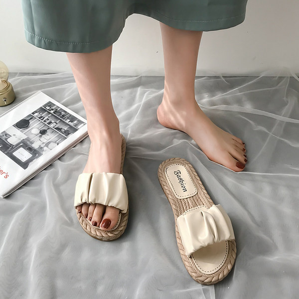 Sieviešu ikdienas čības ar plakanu zoli-eko ādu