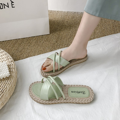 Model nou de papuci de dama din piele ecologica - mai multe culori