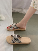 Jauna modeļa sieviešu ikdienas čības ar rakstainiem apļiem