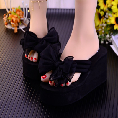 Sieviešu čības ar lentes dekorāciju un 8 cm platformu