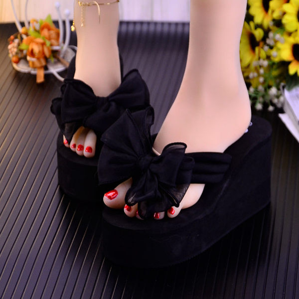 Sieviešu čības ar lentes dekorāciju un 8 cm platformu