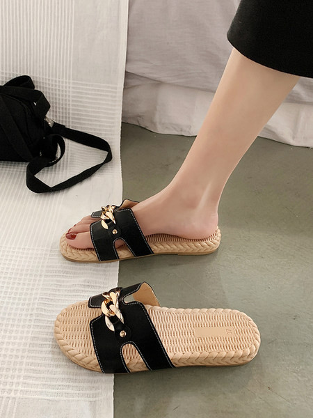 Modernas sieviešu čības no eko ādas ar metāla elementu bēšā un melnā krāsā