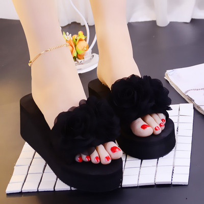 Sieviešu čības ar 3D ziediem un 8 cm platformu