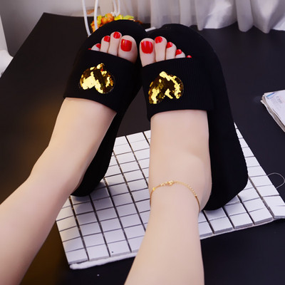 Sieviešu vasaras čības ar platformu un fliteriem