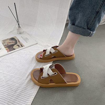 Ikdienas sieviešu čības ar plakanu zoli - vairākās krāsās