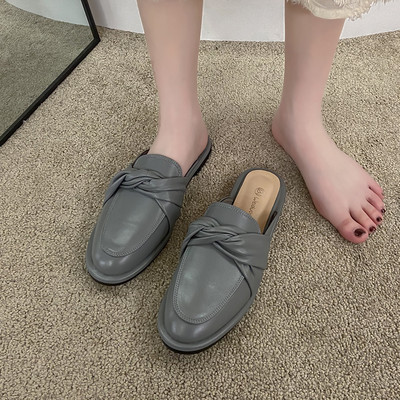 Sieviešu smailas slēgtas čības no eko ādas