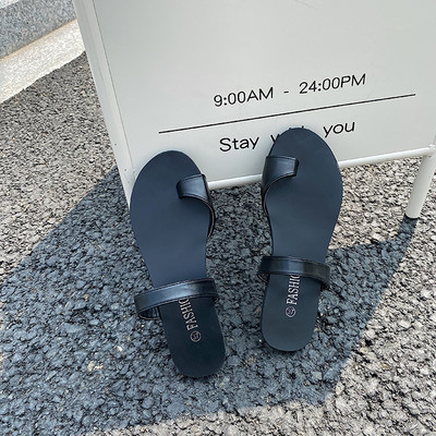 Jauns sieviešu čību modelis ar plakanu mākslīgās ādas zoli