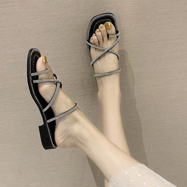 Papuci de dama cu talpa plata si bretele subtiri cu pietre