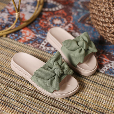 Ikdienas čības ar tekstila lenti