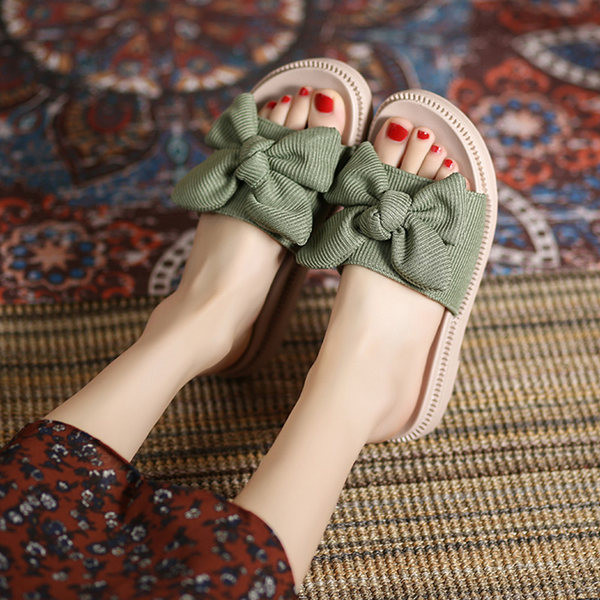 Ikdienas čības ar tekstila lenti