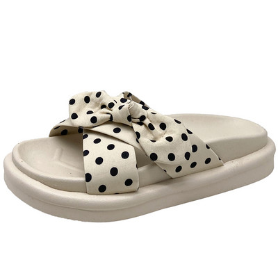 Sieviešu ikdienas čības ar punktu zolēm - divu krāsu