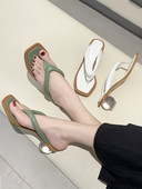 Sieviešu ādas čības ar papēdi 5 cm