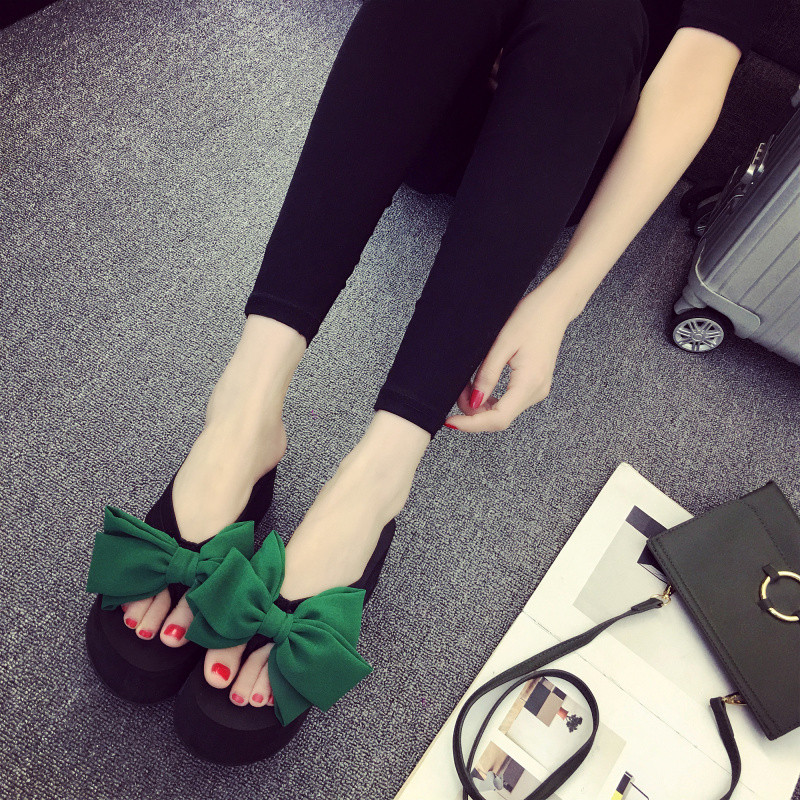 Sieviešu čības ar lentes rotājumu un 3 vai 6 cm zoli