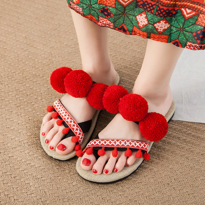 Sieviešu modernas čības ar 3D elementiem