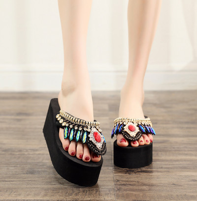 Sieviešu ikdienas čības ar krāsainiem akmeņiem divās krāsās