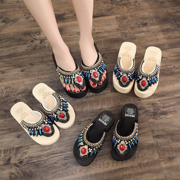 Sieviešu ikdienas čības ar krāsainiem akmeņiem divās krāsās