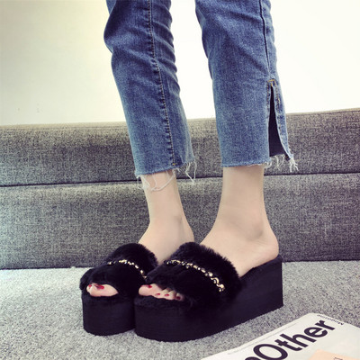 Sieviešu ikdienas čības uz platformas ar akmeņiem un dūnām