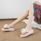 Sieviešu modernas čības ar platformu un 3D ziedu