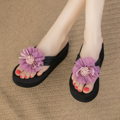 Sieviešu modernas čības ar platformu un 3D ziedu