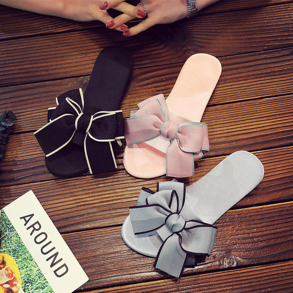 Sieviešu ikdienas čības ar lenti un plakanu zoli trīs krāsās