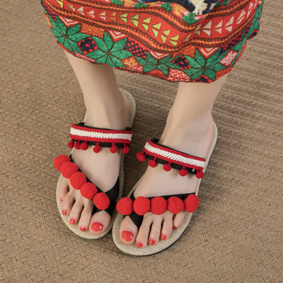 Papuci casual dama cu elemente 3D si talpa plata