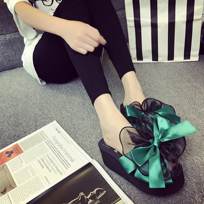 Sieviešu čības ar 3 cm vai 6 cm platformu un lentes apdari