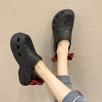 Νέο μοντέλο από καουτσούκ crocs με υφασμάτινη κορδέλα